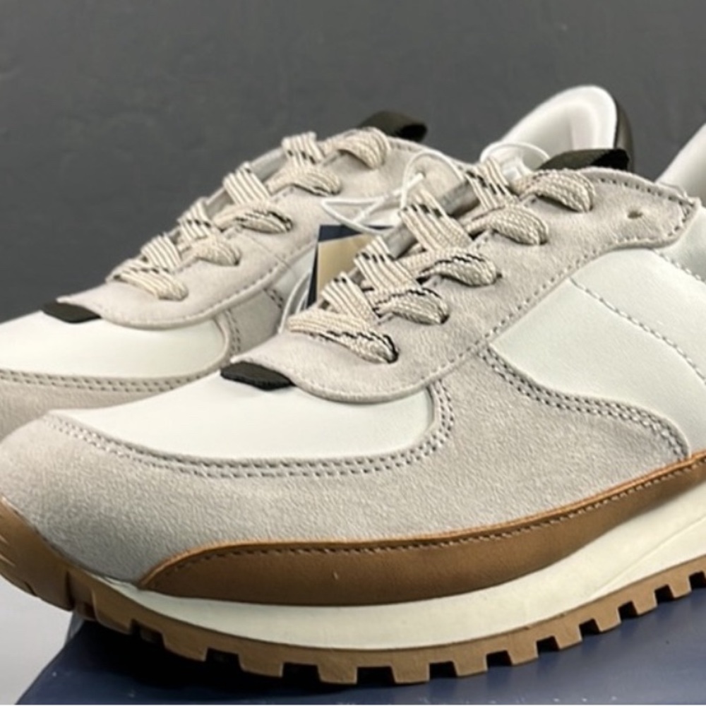 Sneakers Flash sale